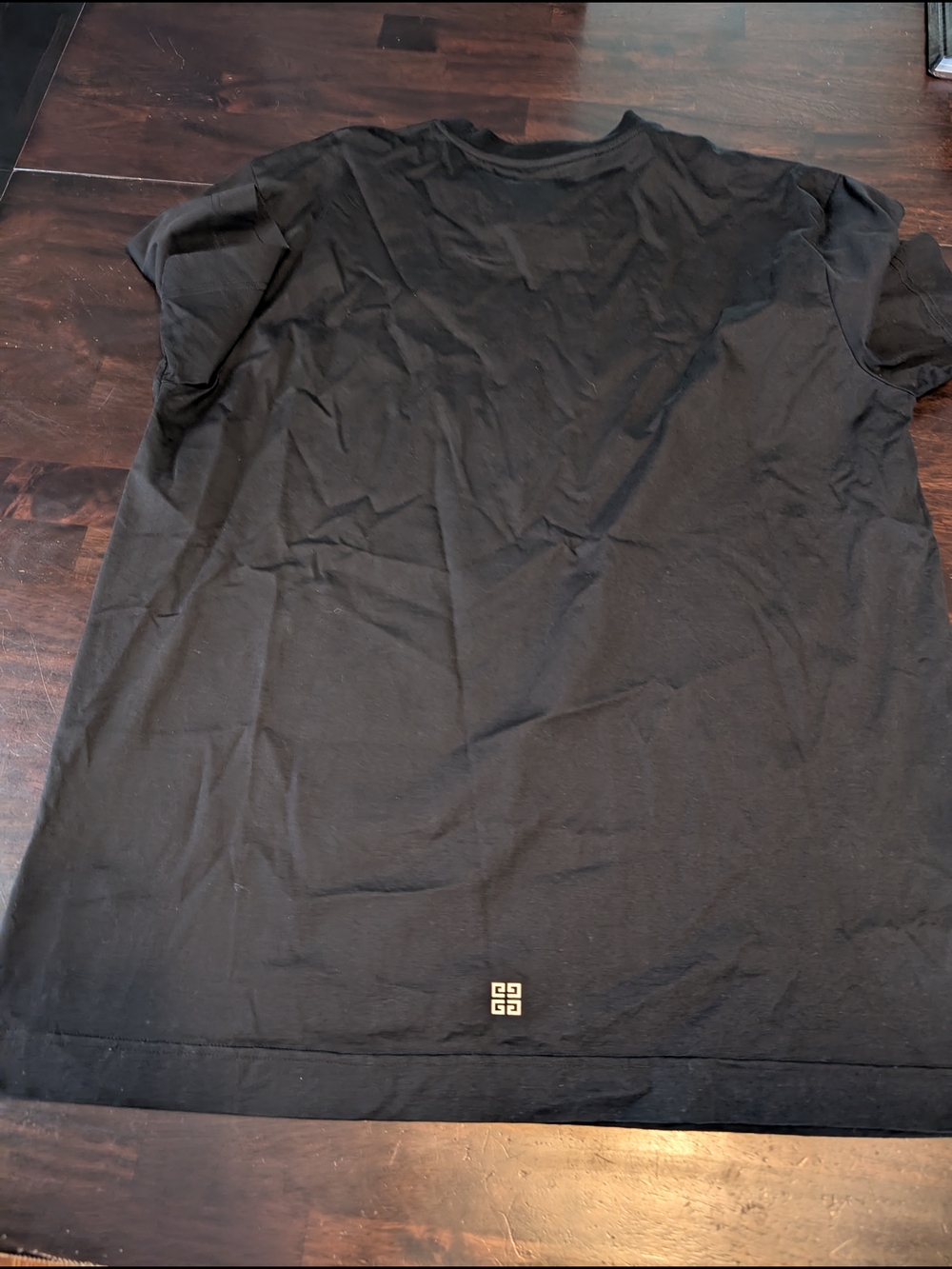 Givenchy Black Tee with Red Star Logo, Mens XL - Picture 8 of 9